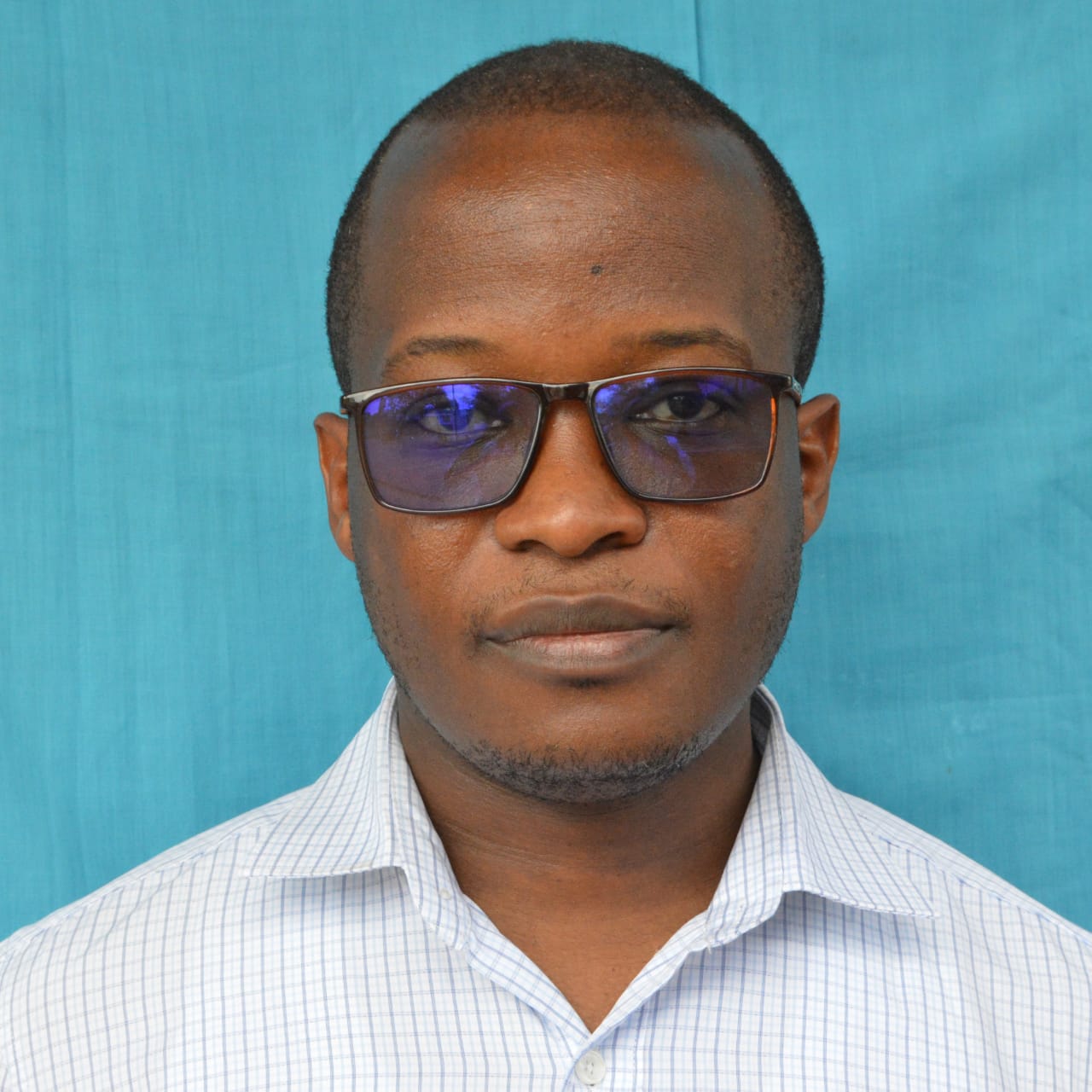 DR.AMEDEUS VENANCE MARO